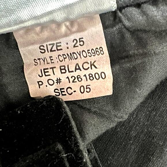 Joe's Jeans Jet Black Coated Denim Zip Fly Skinny Ankle Cropped Pants Women's 25 - Picture 5 of 15